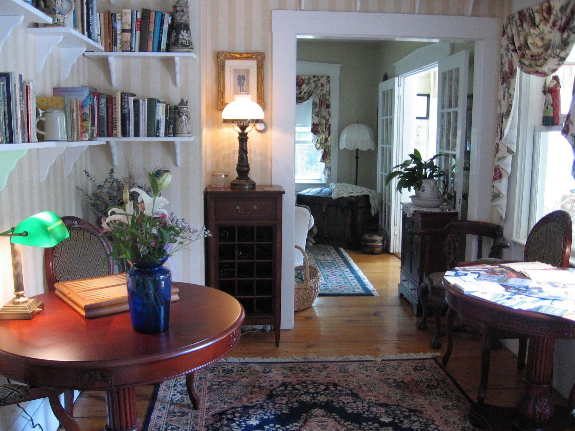 Long Dell Inn Centerville Extérieur photo